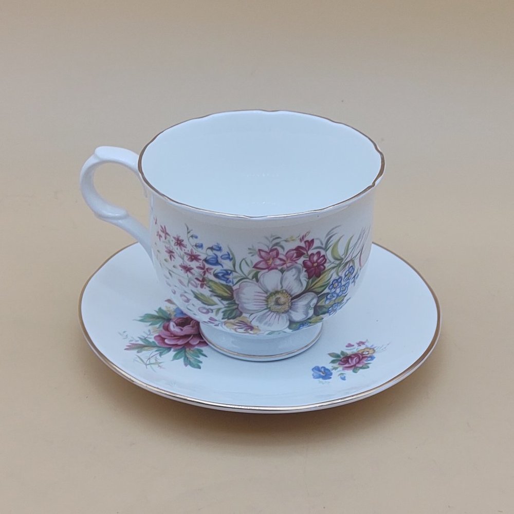 Sadler Tea Cup & Saucer -Wellington, Floral Bouquets
